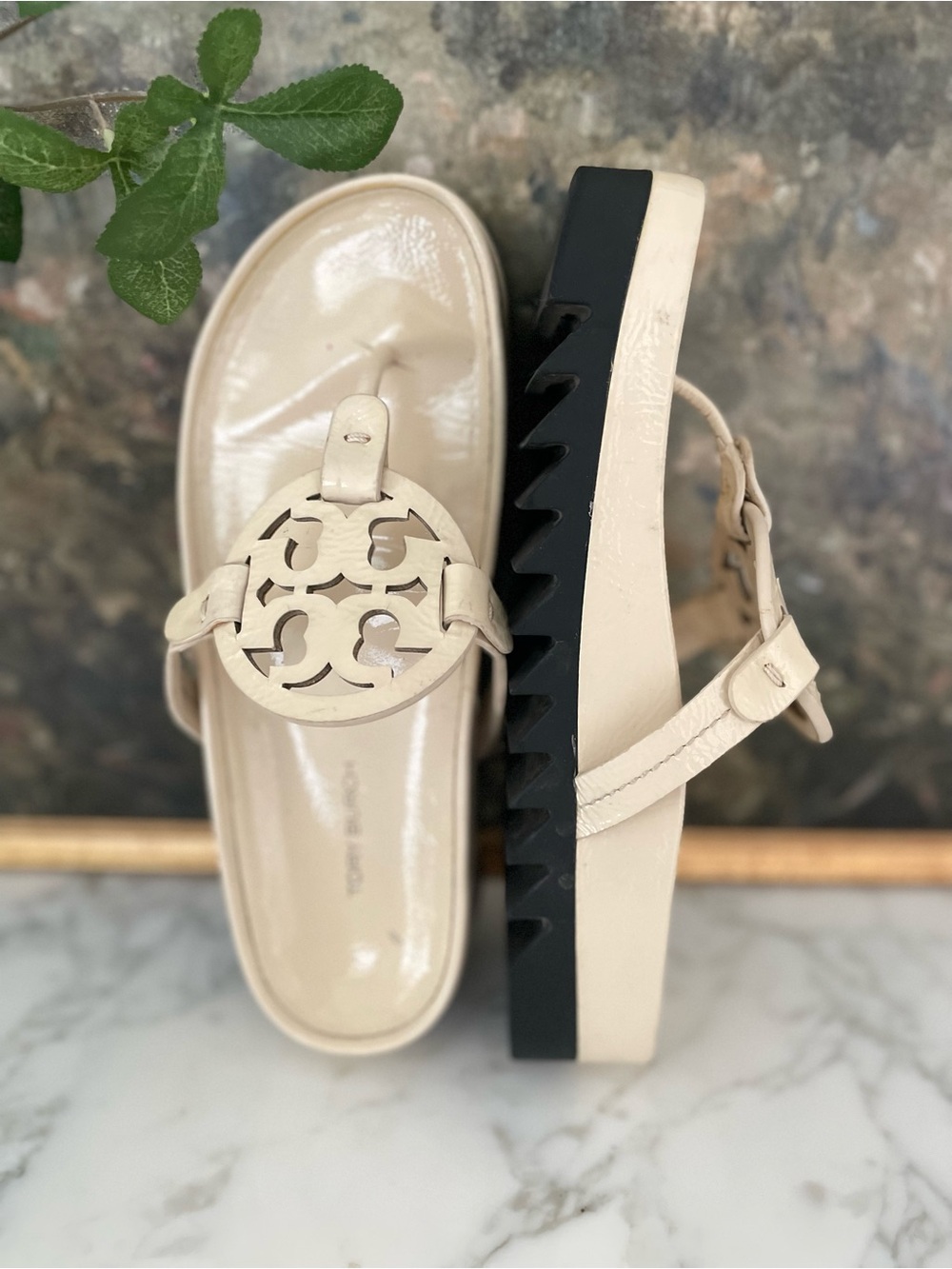 Tory Burch Miller Cloud Chunky  Sandals Size 8 Patent Leather Cream - Picture 5 of 8